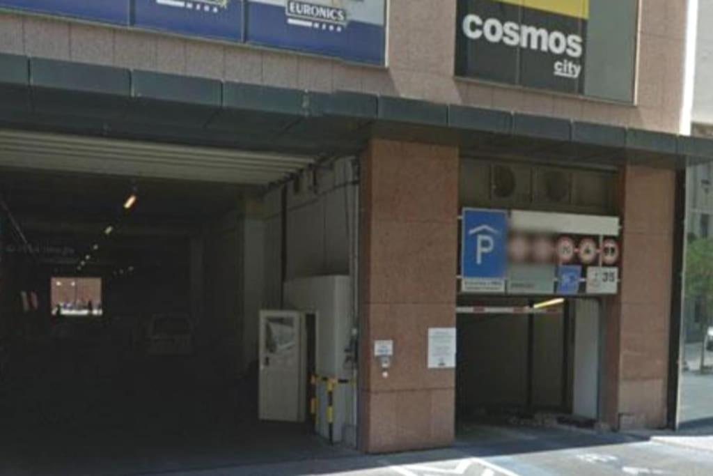 Trendy 2 Room Flat, Next To Corvin Mall Free Huge Garage! Ac,Dishwasher,Washmachine, Smart Tv Budapest Extérieur photo